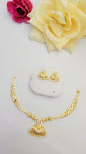 Shimmering Gold Plated Necklace
