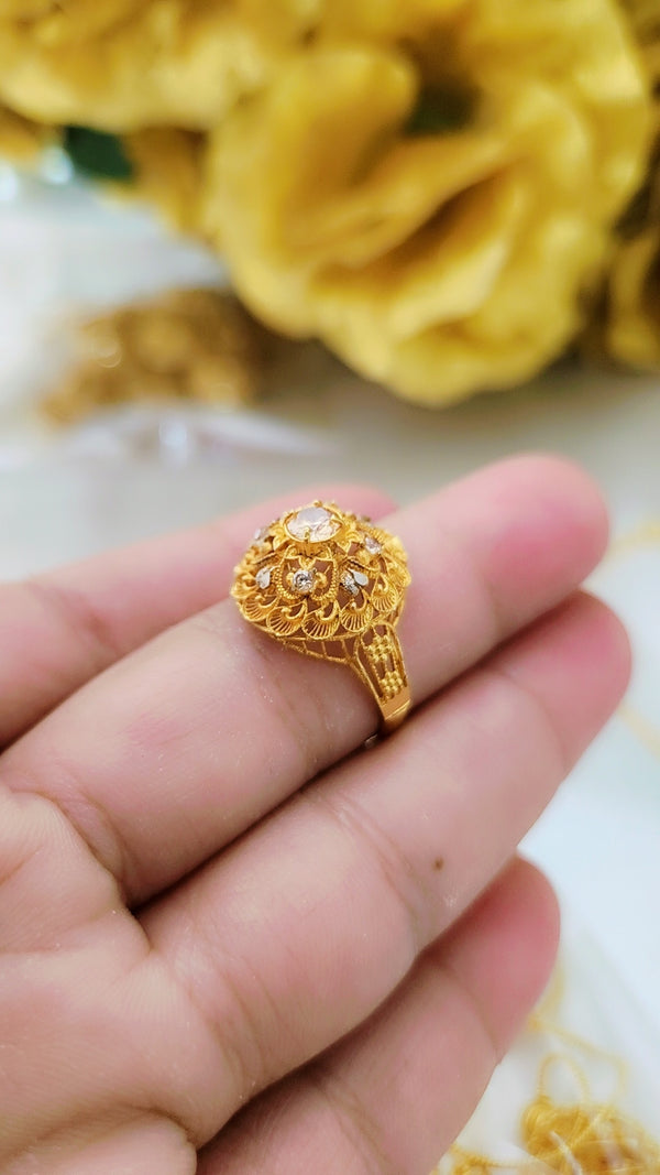 Golden Luxe Aura Ring – Premium Gold Plated Jewelry for Women
