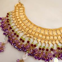 Exquisite Gold Detail Necklace