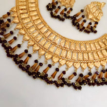 Brilliant Gold Glow Necklace