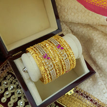 Glittering Majesty One Karat Bangles