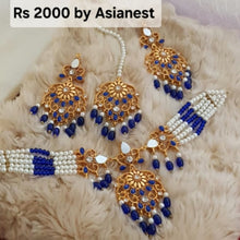 Luxe Luster Choker Necklace Set With Blue and White Color Beaded