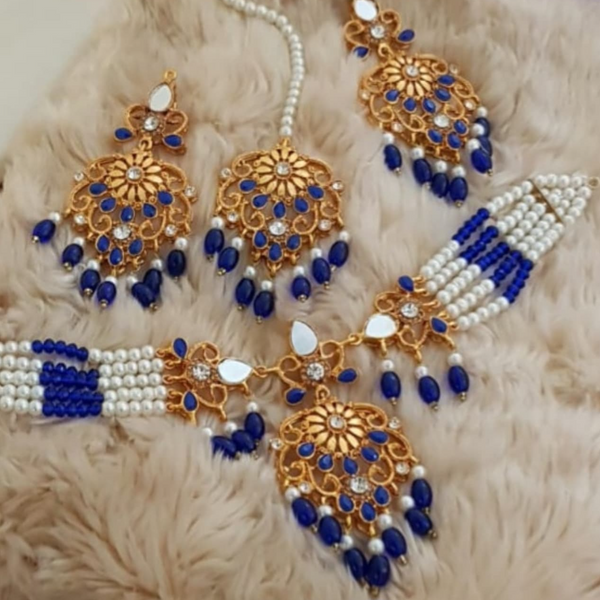 Luxe Luster Choker Necklace Set With Blue and White Color Beaded