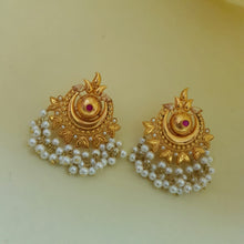 Golden Glow Earrings