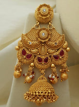 Magnificent Rajwadi Radiance Necklace