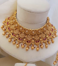 Magnificent Rajwadi Radiance Necklace