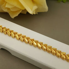 golden-elegance-bracelet