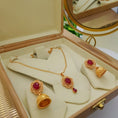 luxurious-gold-plated-pendant-necklace-set