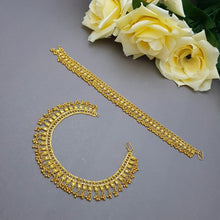 graceful-gold-polished-anklet-for-girls