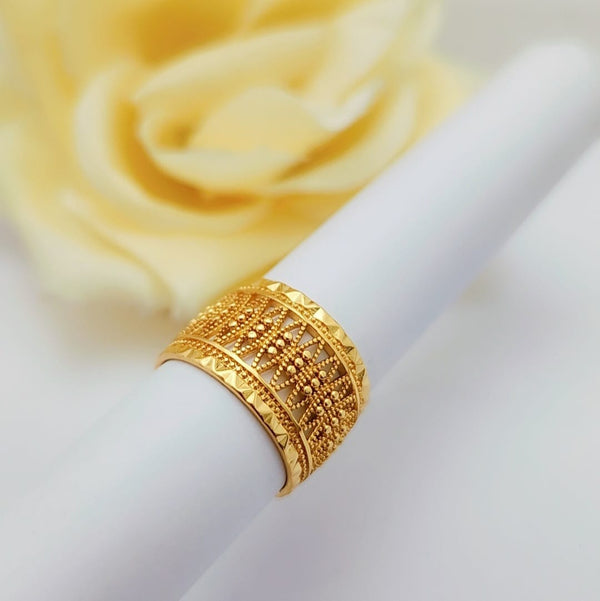 Elegant Aura Stylish Ring