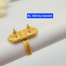 Golden Rhythm Elegant Ring