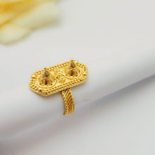Golden Rhythm Elegant Ring