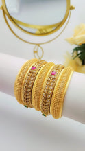 Glamour Gold-Toned Bangle Set 