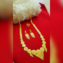 Glimmering Gold Plated Malla Necklace