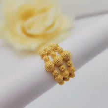 Opulent Glow Chic Ring