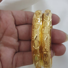 Ancient Elegance Gold Polished Bangles