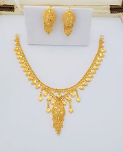 Crown of Regalia Gold-Coated Bridal Necklace Set – An Heirloom of Royal Splendor