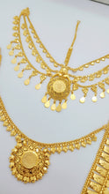 Lustrous Gold Adorned Bridal Necklace