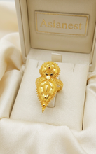 Noble Luster Gold Rings