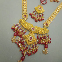 Glimmering Gold Plated Malla Necklace