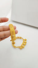 Celestara Gold Karay | Timeless Polished Elegance