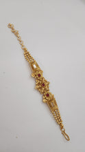 Golden Prestige Bracelet – Luxury Fashion Jewelry for Women
