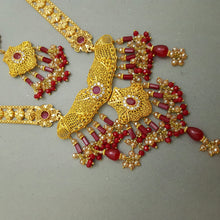 Glimmering Gold Plated Malla Necklace