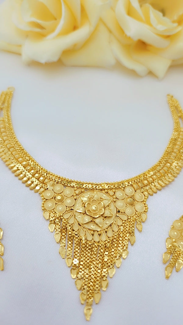 Auric Elegance Gold-Plated Necklace Refined Timeless Luxury