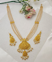 Imperial Golden Allure Necklace