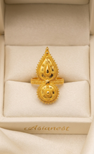Noble Luster Gold Rings