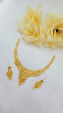Auric Brilliance Gold-Plated Necklace – Timeless Luxury Jewelry
