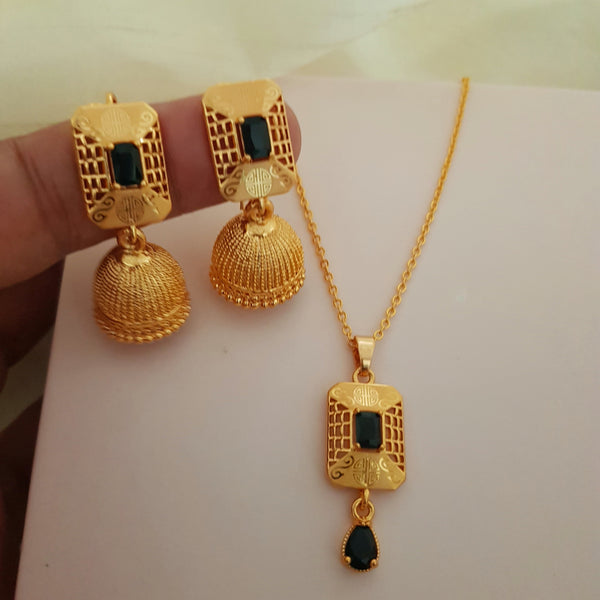 Dazzling Gold Color Chain Set with Locket