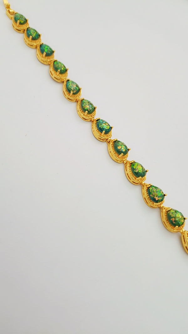 Golden Crystal Glow Bracelet – Elegant Luxury Jewelry for Women