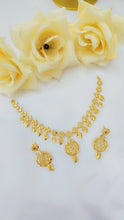 Aurora Luxe Gold-Plated Necklace – Opulent Bridal Adornment
