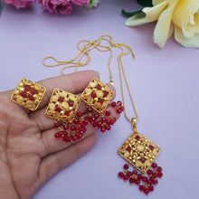 Radiant Chain Set – Simple Elegance