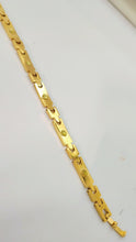 Radiant Luxe Gold Bracelet – Elegant Fashion Jewelry for Women