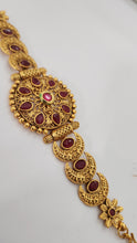 Eternal Glow Luxe Bracelet – Elegant Gold-Tone Jewelry for Women