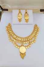 Dazzling Gold  Shine Necklace