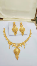 Royal Aura Gold-Coated Bridal Necklace Set – Timeless Wedding Splendor