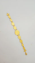 Regal Harmony Gold Bracelet – Elegant Luxury Jewelry for Women