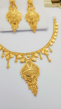 Royal Aura Gold-Coated Bridal Necklace Set – Timeless Wedding Splendor