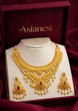Crown of Legacy Gold-Coated Bridal Necklace Set – Timeless Regal Grandeur