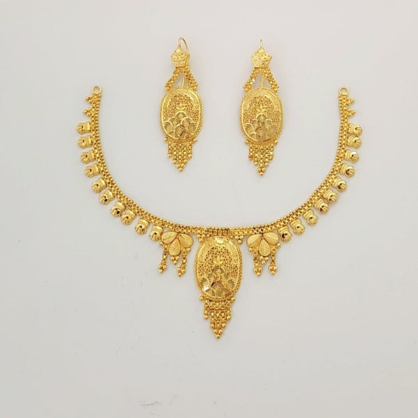 Imperial Grace Gold-Coated Bridal Necklace Set – A Legacy of Bridal Splendor